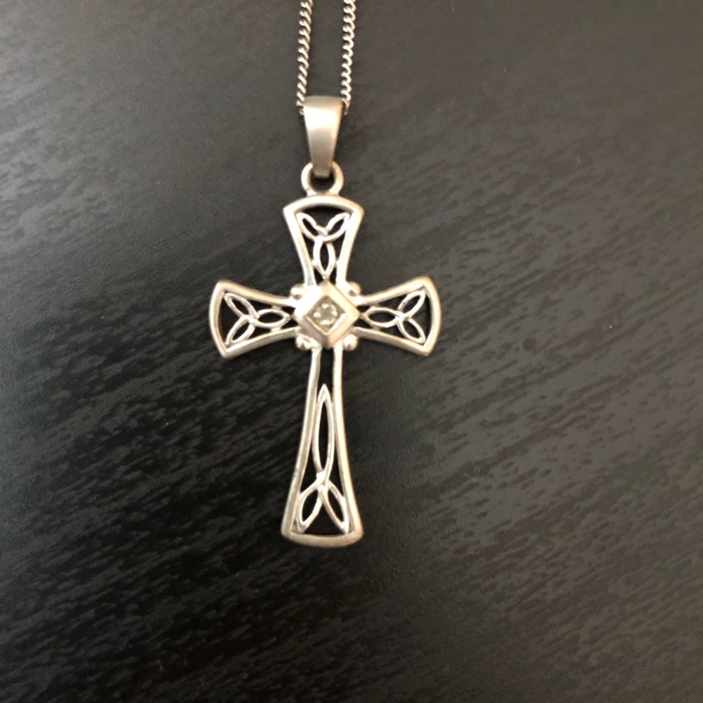 Silver cross necklace